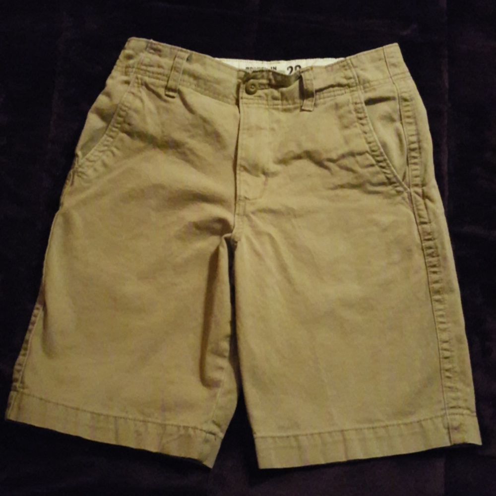 Mens Old Navy khaki shorts